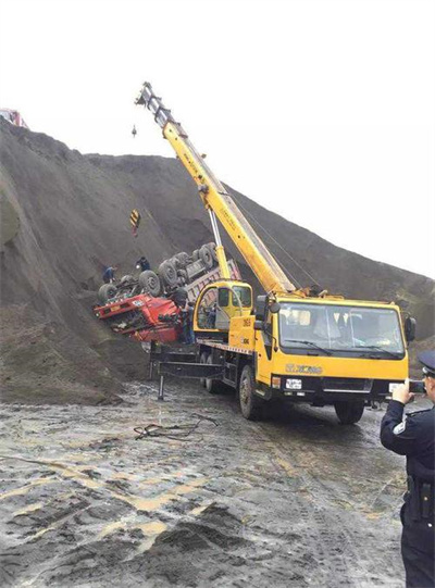 南明区上犹道路救援